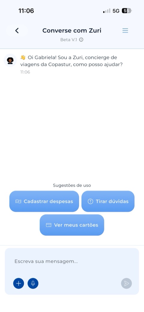 Tela do SuperApp C+ mostrando uma conversa com a Zuri
