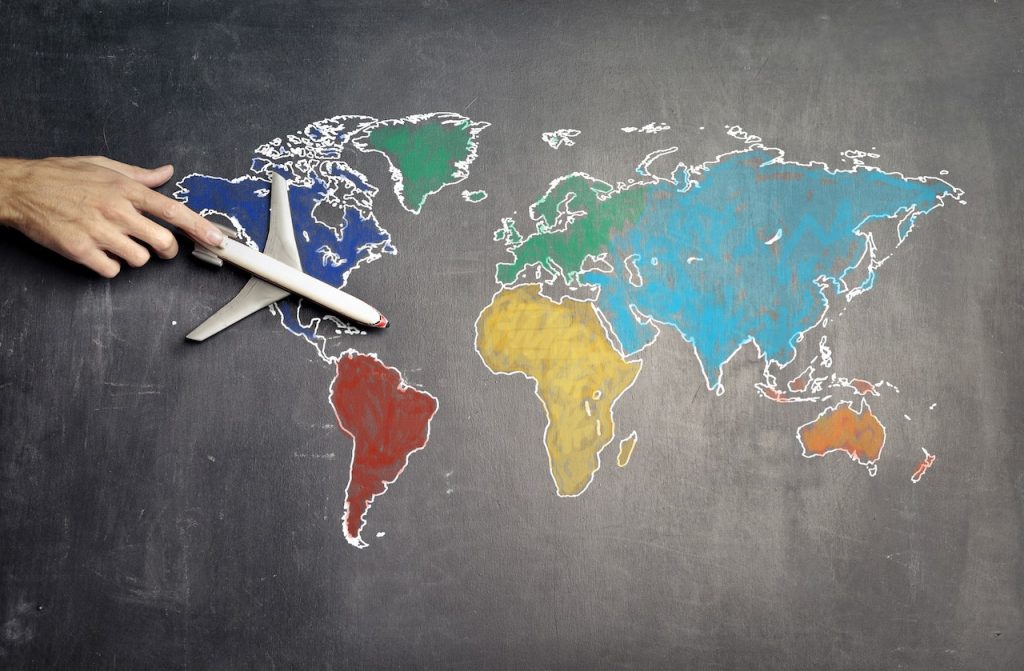 mapas para ilustrar texto de planejamento de viagens corporativas