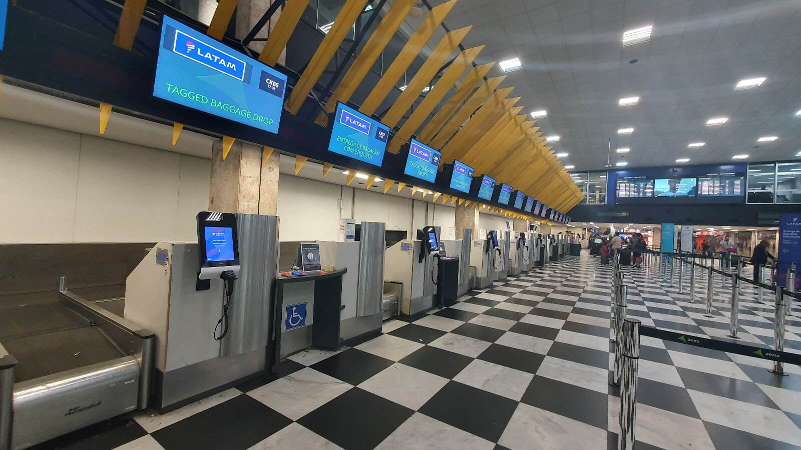 latam autoatendimento despacho de bagagens